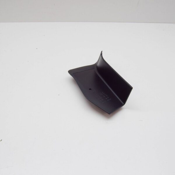 3V9945311A - SKODA SUPERB MK3 ESTATE REAR LEFT OUTER LAMP TRIM 3V9945311A NEW GENUINE