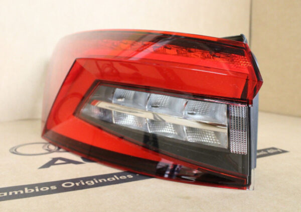 565945207A - ŠKODA KODIAQ NS taillight rear left 565945207A NEW ORIGINAL
