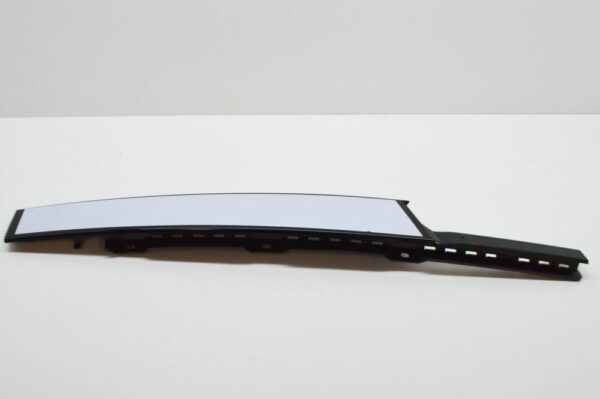 575837901B - Skoda Karoq Nu7 Front Left Door Panel Vertical 575837901b 2017 NEW Genuine
