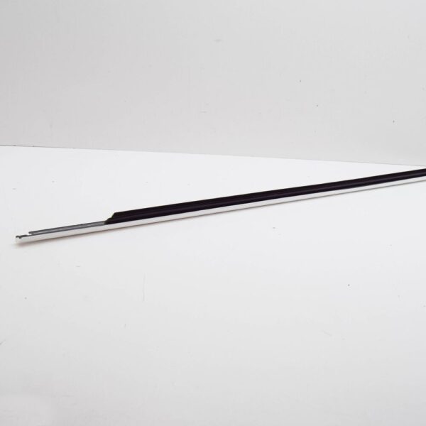 575839476GJV1 - SKODA KAROQ NU Rear Right Outer Window Aperture Seal 575839476D JV1 NEW GENUINE
