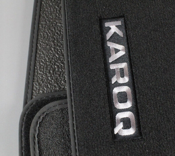 57C061270 - ŠKODA KAROQ Nu Floor Mats Set Right Handlebar 57C061270 NEW Original