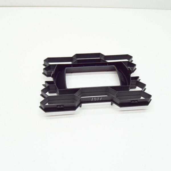 5E0853631 - SKODA OCTAVIA 5E MK3 FRONT BUMPER CENTRE DISTRONIC TRIM 5E08536319B9 NEW GENUINE