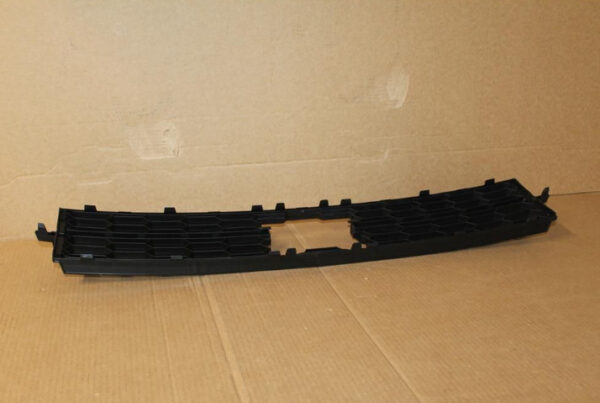 5E0853677G - ŠKODA OCTAVIA 5E MK3 Front Bumper Lower Radiator Grille 5E0853677G9B9part