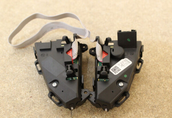 5E0919719LWHS - ŠKODA YETI 5L Steering Wheel Multifunction Switch 5E0919719LWHS NEW REAL