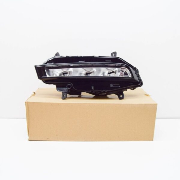 5E0941699H - NEW SKODA OCTAVIA 5E MK3 FRONT LEFT FOG LIGHT 5E0941699H ORIGINAL