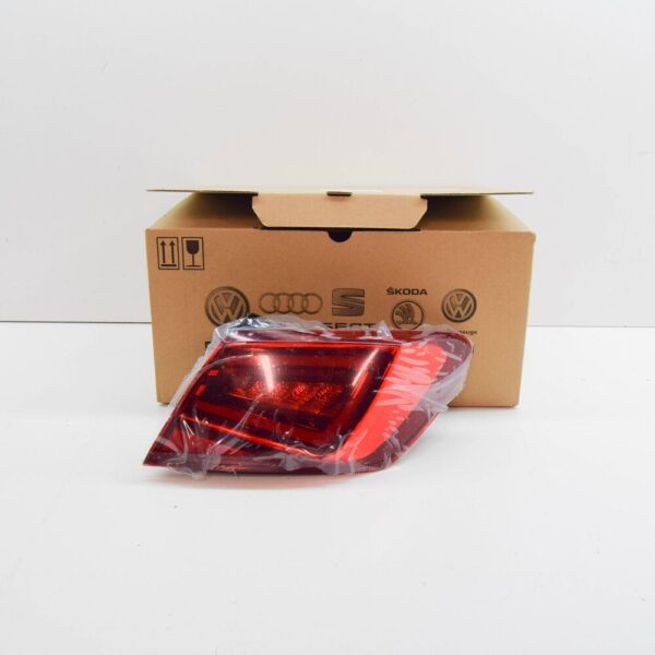 5F0945208F - Seat Leon 5F Rear Right Side LED Tail Light 5F0945208F NEW GENUINE