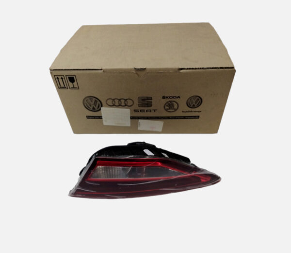 5F0945308H - Seat Leon 5F Rear Right Side Tailgate Taillight 5F0945308H NEW GENUINE