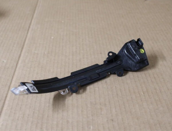 5F0949101B - NEW SEAT ARONA KJ FRONT LEFT DOOR MIRROR ROTARY DISPLAY 5F0949101B ORIGINAL