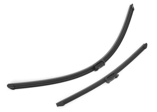 5F1955425A - New Seat Leon 5F Aero Front Windscreen Wiper Blades LHD 5F1955425A