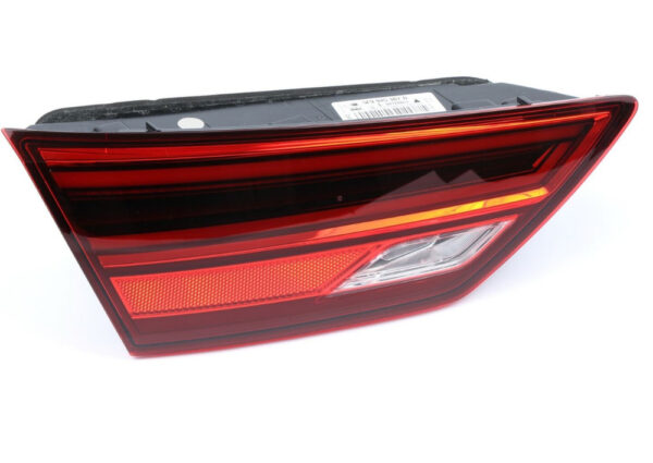 5F9945307J - NEW LEON 5F SEAT REAR LEFT TAILGATE LED TAILLIGHT 5F9945307J ORIGINAL