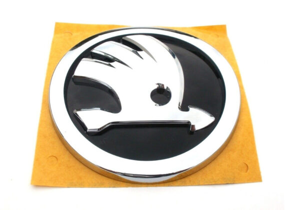 5JJ853621AFOD - NEW ŠKODA RAPID NH FRONT AND REAR LID EMBLEM 5JJ853621AFOD ORIGINAL