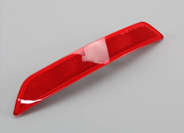 5L0945105A - NEW SKODA YETI 5L REAR LEFT BUMPER REFLECTOR 5L0945105A ORIGINAL