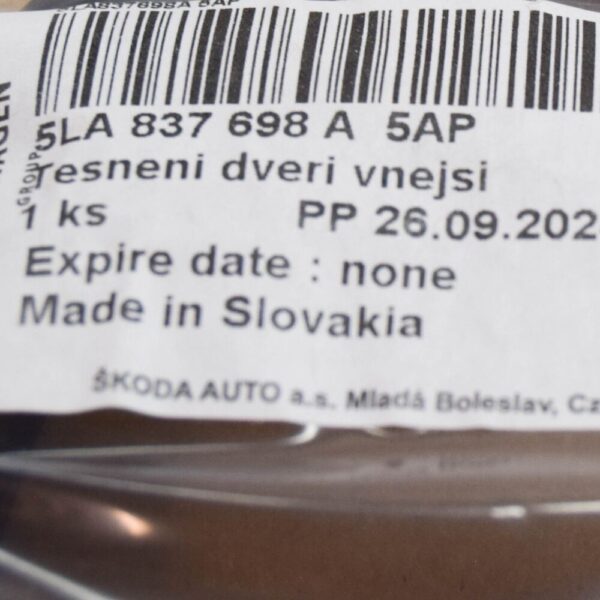 5LA837698A5AP - SKODA ENYAQ iV Front Right Door Outer Seal 5LA837698A5AP NEW GENUINE