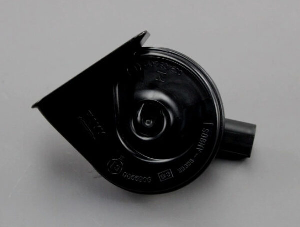 5Q0951221C - New SKODA KAROQ NU Woofer Horn Signal 5Q0951221C Genuine