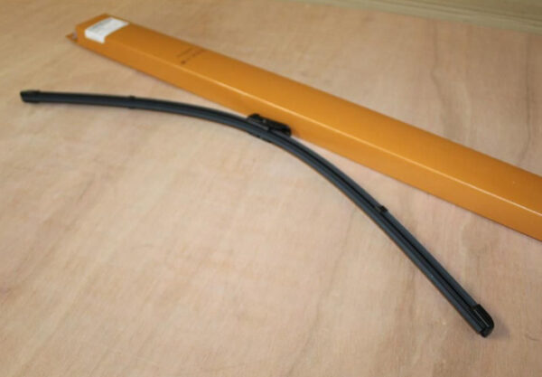 6F2955426B03C - NEW SEAT ARONA KJ FRONT RIGHT AERO WIPER BLADE RHD 6F2955426B03C ORIGINAL