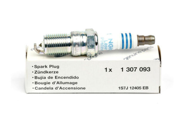 1307093 - NEW FORD MONDEO MK3 SPARK PLUG 1S7J-12405-1307093 EB ORIGINAL