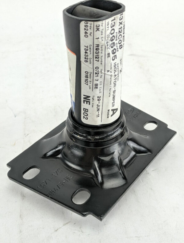 1309595 - NEW FORD MONDEO MK2 ESTATE REAR RIGHT BUMPER BAR ISOLATOR ASSY 1309595 ORIGINAL