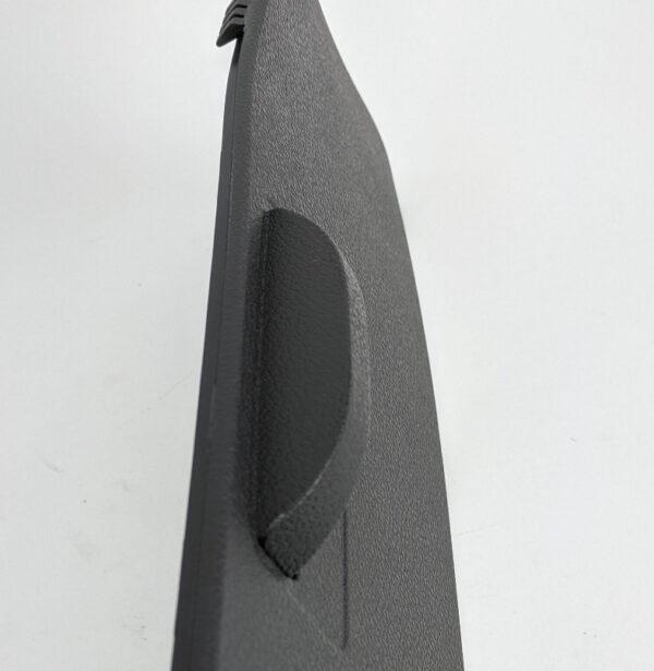 1322966 - FORD FOCUS C-MAX LOAD COMPARTMENT RIGHT PLATE TRIM 1322966 NEW GENUINE