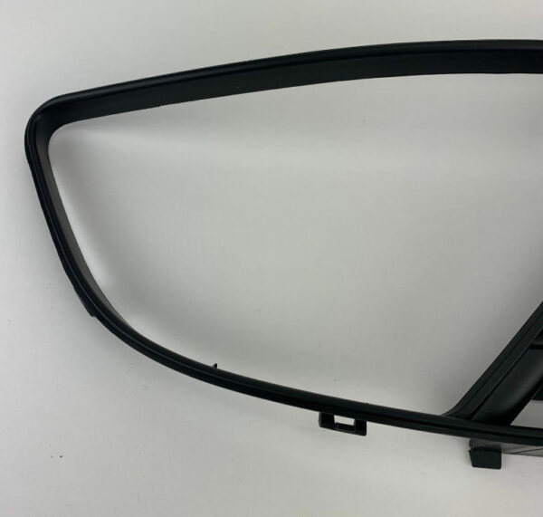 1324068 - NEW FORD FIESTA MK5 FRONT RIGHT GRILLE 1324068 2S61-19952-BCYYIF ORIGINAL