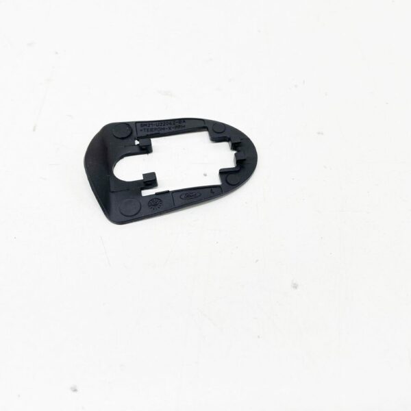 1382021 - FORD MONDEO MK4 FRONT DOOR HANDLE SMALL PAD 6M21-U22042-BA 1382021 NEW GENUINE