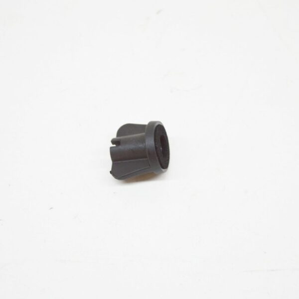 1382748 - NEW FORD FIESTA MK7 REAR INNER TAILLIGHT NUT W711435-S300 1382748 ORIGINAL