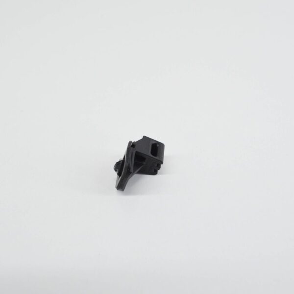 1429425 - NEW FORD TOURNEO CONNECT MK2 FRONT DOOR TRIM RECESSED NUT 1429425