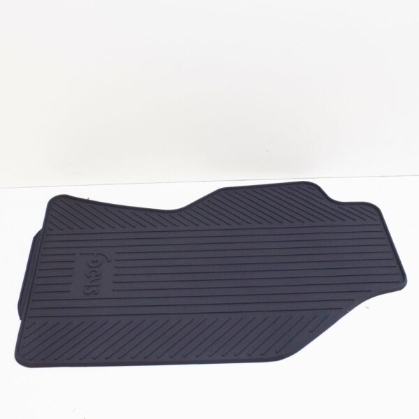 1446088 - NEW FORD FOCUS MK1 FRONT FLOOR MAT SET LHD 1446088 AM2S4J-A13010-FB ORIGINAL