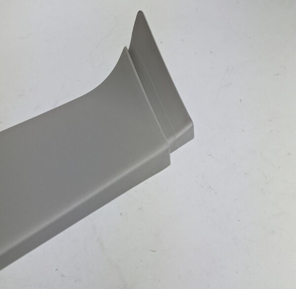1449677 - NEW FORD FOCUS C-MAX TAILGATE PROPER TRIM 4M51-R42906-AA34X1 1449677 GENUINE