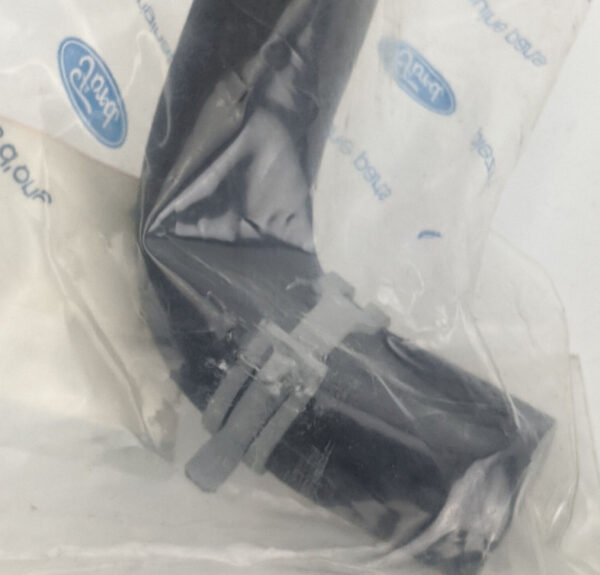 1501929 - NEW FORD TRANSIT MK3 WATER PUMP HOSE 1501929 8C16-8A582-AA ORIGINAL