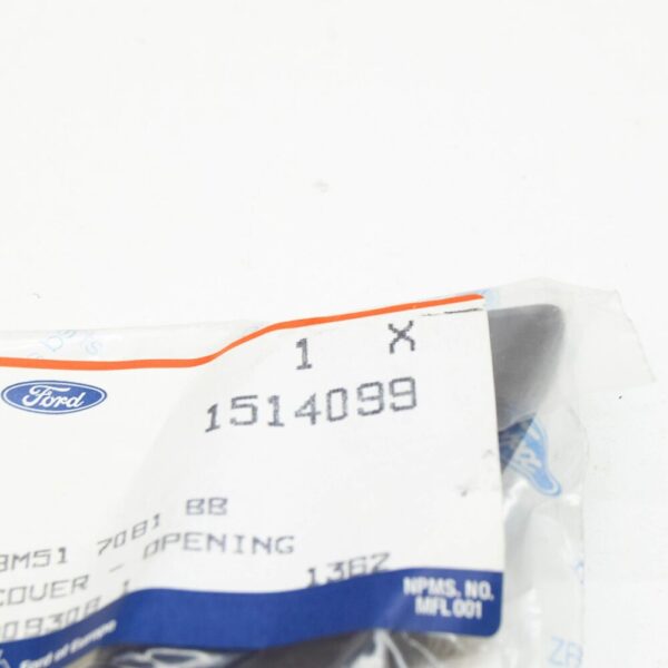 1514099 - FORD FOCUS MK2 Front Left Bumper Blanking Plate Cover 1514099 NEW GENUINE