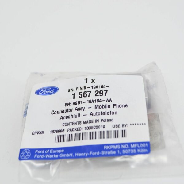 1567297 - FORD KA MK2 MOBILE PHONE PORT 1567297 9S51-19A164-AA NEW