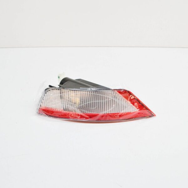 2017505 - NEW FORD ECOSPORT MK2 REAR RIGHT FOG LIGHTS LHD CN15-15500-AD 2017505