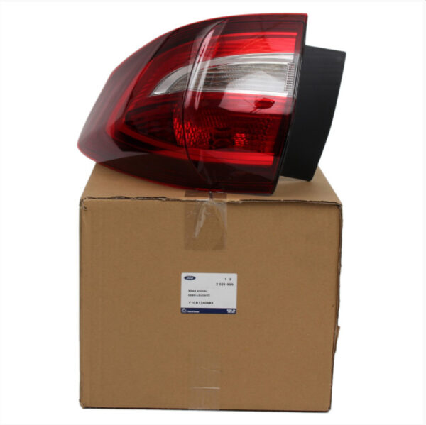 2021999 - NEW FORD C-MAX MK2 REAR RIGHT OUTER TAILLIGHT 2021999 F1CB-13404-BE ORIGINAL