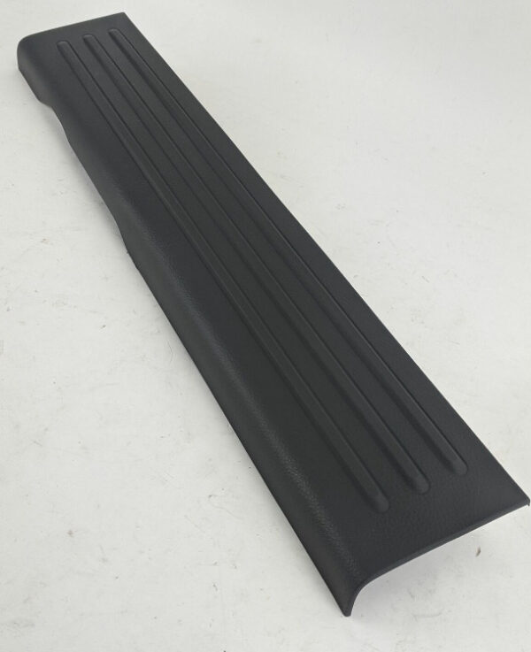 2038979 - NEW FORD RANGER T6 MK3 FRONT LEFT DOOR -NACK PLATE 2038979 GENUINE
