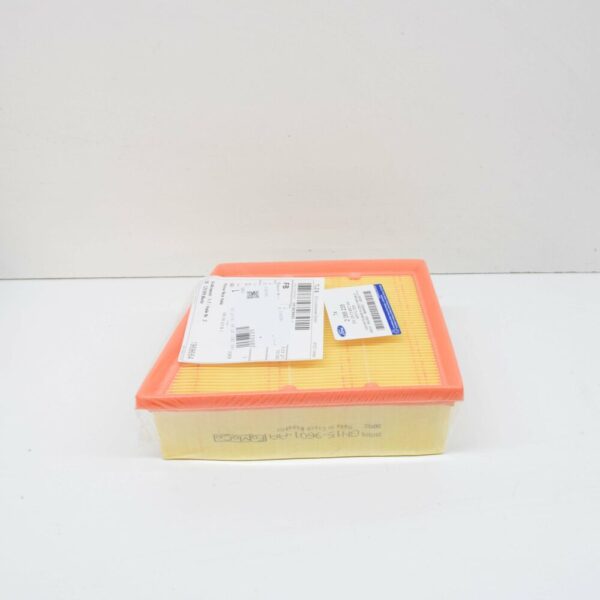2066235 - NEW FORD ECOSPORT MK2 AIR FILTER ELEMENT 2066235 GN15-9601-AA ORIGINAL