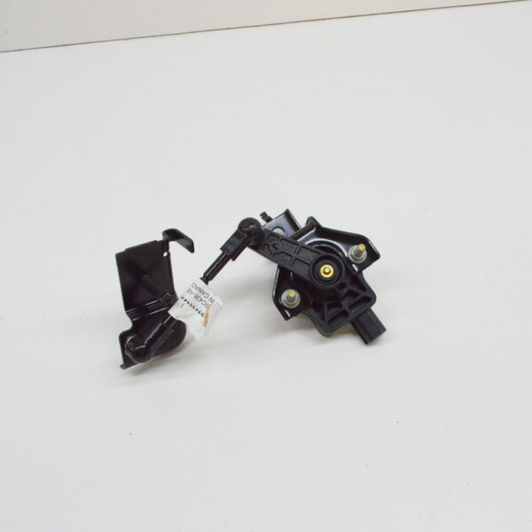 2101947 - NEW FORD MUSTANG MK6 FRONT LEFT LEVEL SENSOR 2101947 FR3V-3C438-AE ORIGINAL