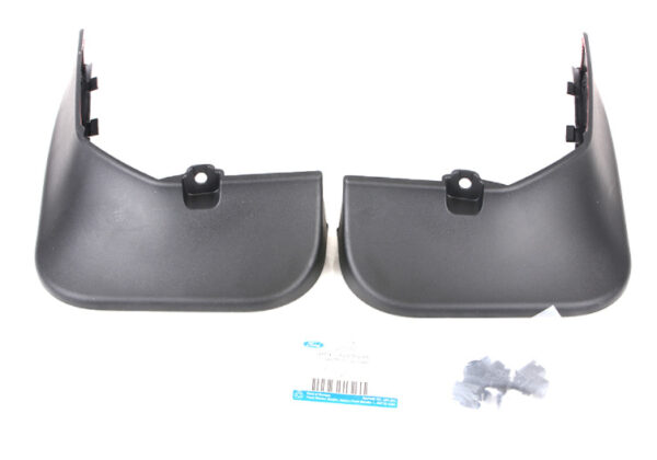 2136901 - NEW FORD FOCUS C519 MK4 REAR MUDGUARD FLAP KIT 2136901 AMJX7J-A286A12-AA