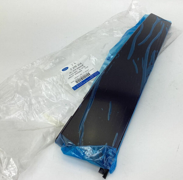 2275614 - NEW FORD FOCUS MK4 C519 REAR RIGHT DOOR B-PILLAR COVER TRIM 2275614 ORIGINAL