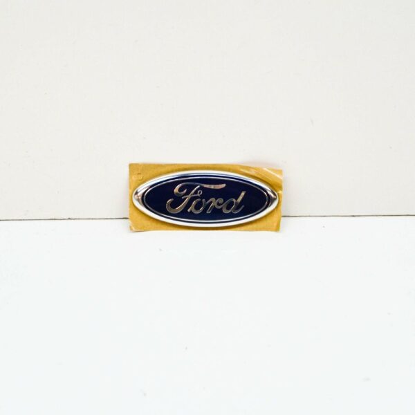 4673491 - NEW FORD TRANSIT MK3 REAR EMBLEM BADGE 4673491 3U5A-19H250-EA ORIGINAL