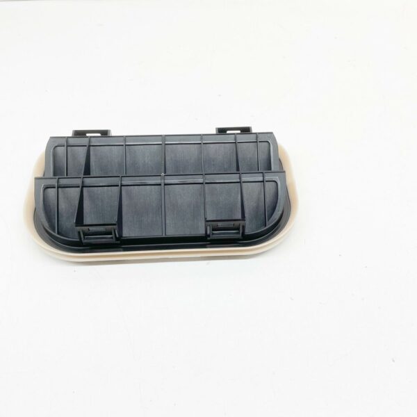 4858452 - NEW FORD MONDEO MK3 REAR VENT AIR OUTER GRILLE 4858452 YF1A-54280B62-AE ORIGINAL