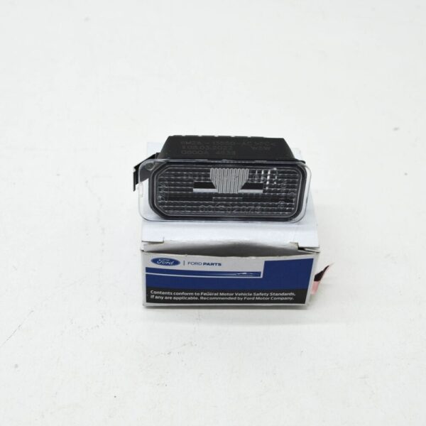5105886 - NEW FORD C-MAX MK2 REAR LICENSE PLATE LIGHT 5105886 6M2A-13550-AC ORIGINAL