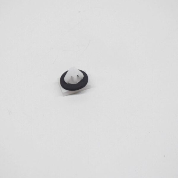 5270438 - NEW FORD KUGA C520 MK2 SHAPES RETAINER CLIP SCREW 5270438 W716352-S300 ORIGINAL