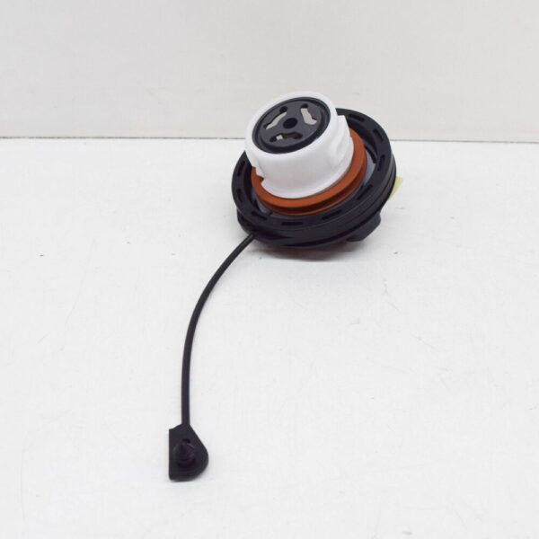 C2D33850 - New Genuine JAGUAR F-PACE X761 Fuel Filler Cap 202123478