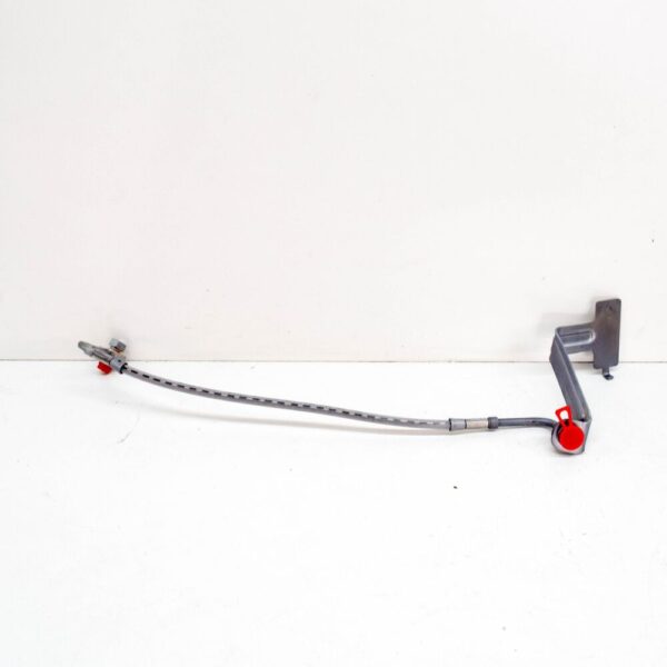C2P14733 - Jaguar XJ X350 Right Rear Brake Pipe Pants C2P14733 NEW GENUINE