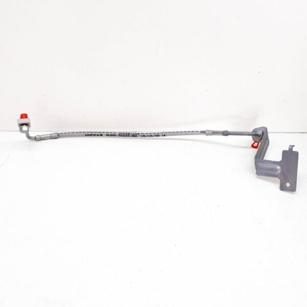 C2P14733 - Jaguar XJ X350 Right Rear Brake Pipe Pants C2P14733 NEW GENUINE