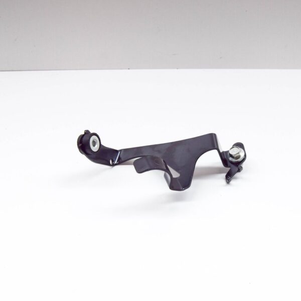 C2P17060 - JAGUAR F-PACE X761 Air Cleaner Tube Bracket Holder C2P17060 NEW GENUINE