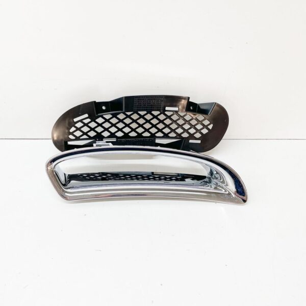 C2P21086 - JAGUAR XK Coupe X150 Front Left Bumper Air Vent Grid C2P21086 NEW GENUINE