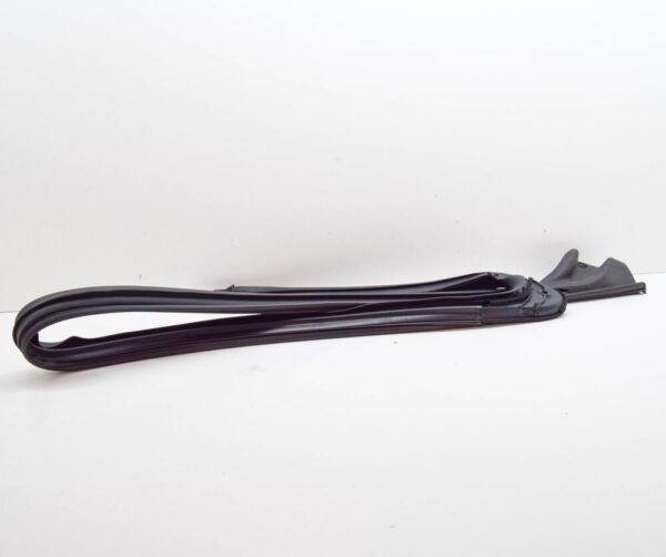 C2P21688 - Jaguar XK Coupe X150 Front Left Door Upper Aperture Seal C2P21688 NEW GENUINE