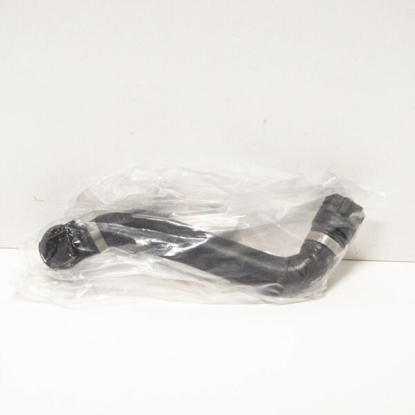 C2P24290 - Jaguar F-Type X152 Cooling Hose C2P24290 New Genuine
