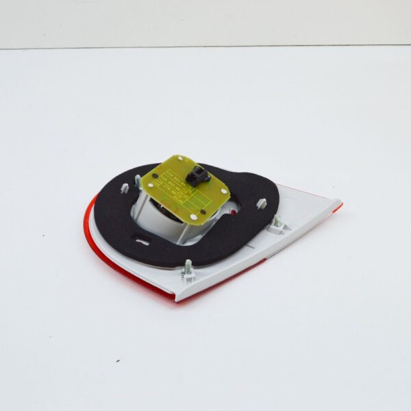 C2P3557 - JAGUAR XK X150 Rear Left Inner Light LHD C2P3557 NEW GENUINE